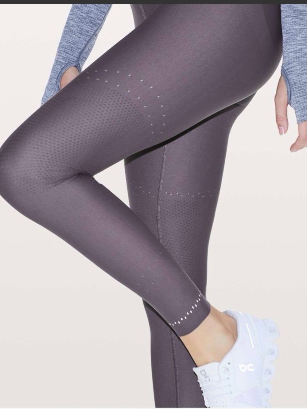 Lululemon Leggings Zoned In Tight 27" in Moonphase size 2